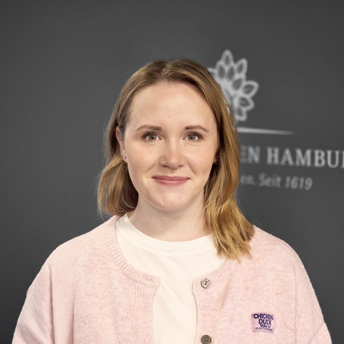 Porträt von Verena Ohm Personalrecruiting bei PFLEGEN & WOHNEN HAMBURG.